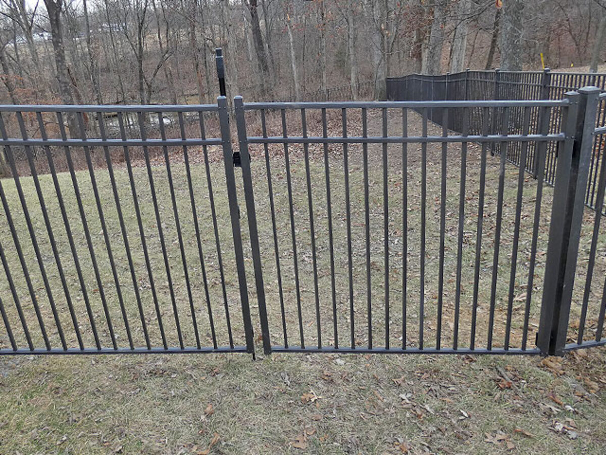 Black aluminum fence installed in Herculaneum, Missouri