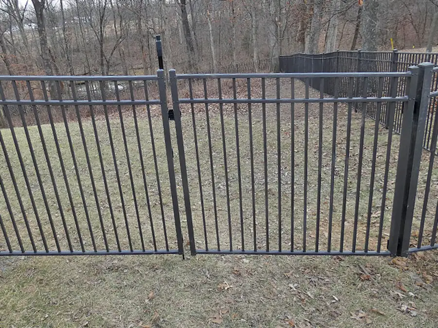 Black aluminum fence installed in Herculaneum, Missouri
